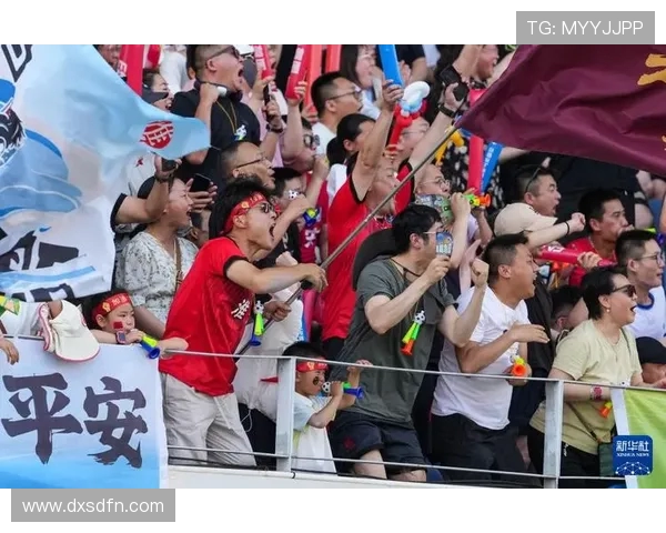 江苏超半场精彩对决滕帅头球破门何健冲顶扳平南京队与淮安队1比1战平